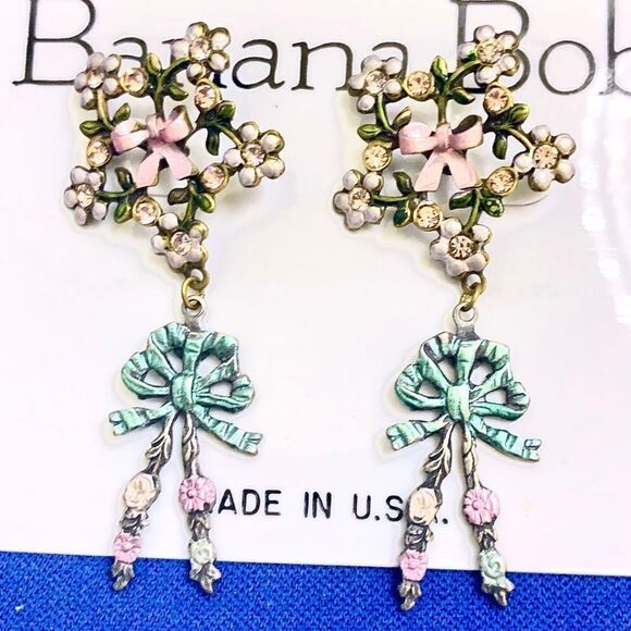Banana Bob delicate floral bow pastel crystal enamel pierced dangle earrings - Picture 1 of 5